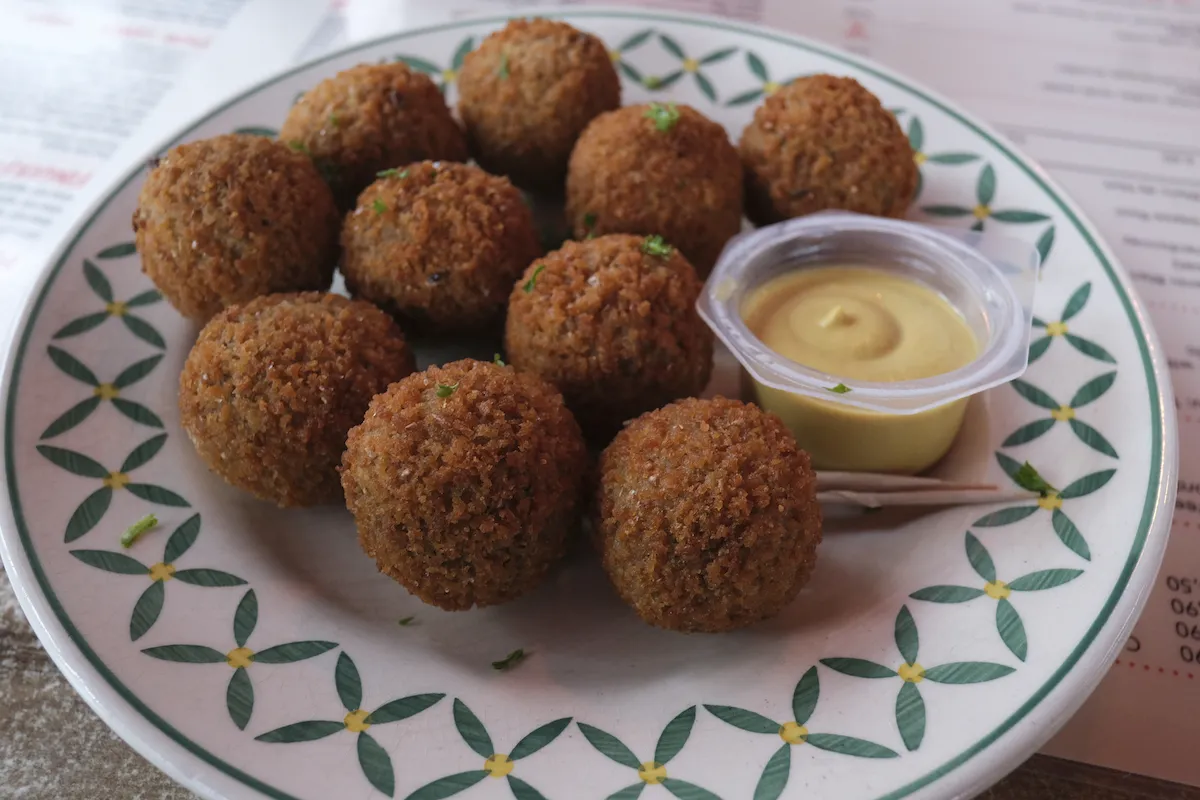 Bitterballen Caseros: Tu Snack Holandés Favorito