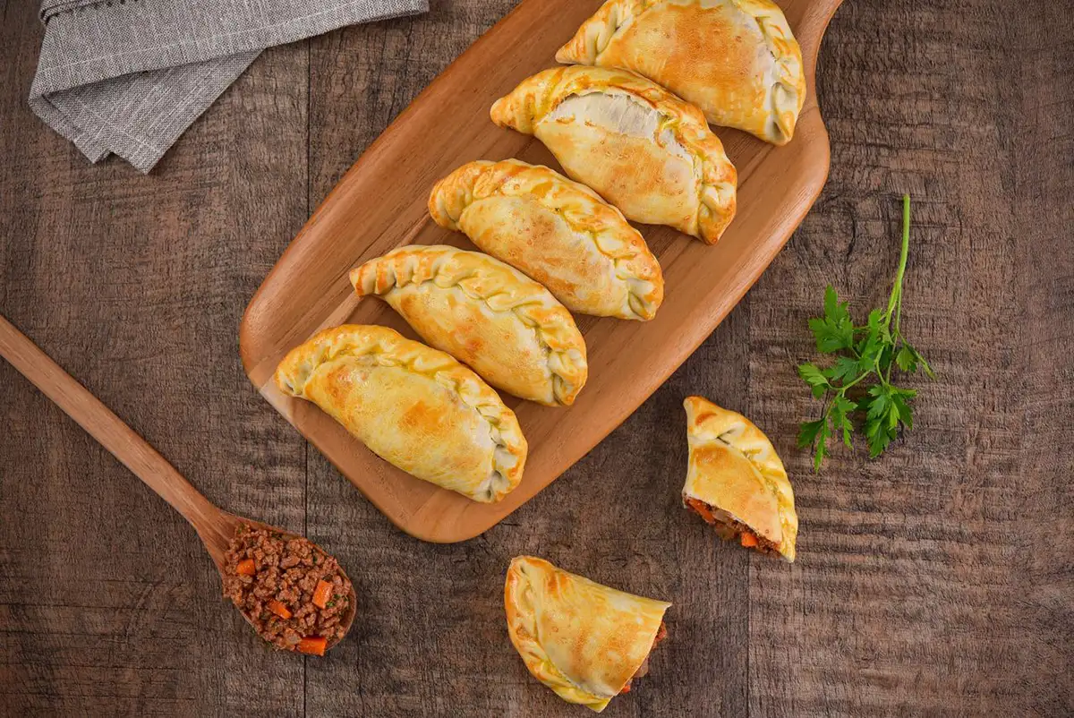 Empanada Argentina Receta: Cómo Hacer las Auténticas Empanadas Criollas