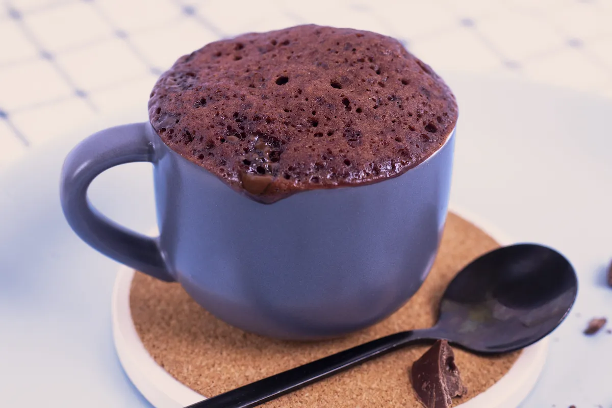 Brownie en Taza en Microondas: Un Capricho Instantáneo para tu Antojo de Chocolate