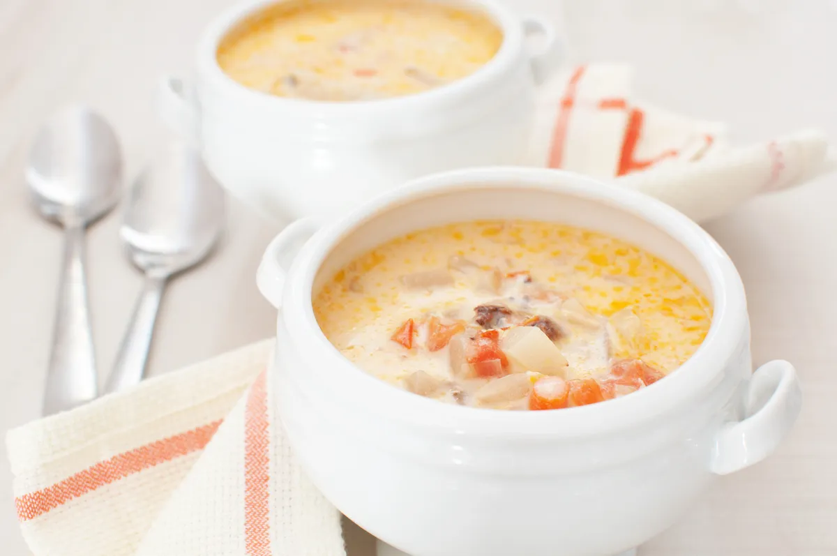 Sopa de Pescado Rápida: Un Plato Reconfortante y Fácil de Preparar